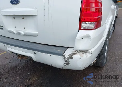 2003 Ford Expedition Eddie Bauer z USA, uszkodzony, nr VIN 1FMPU17L43LC55354